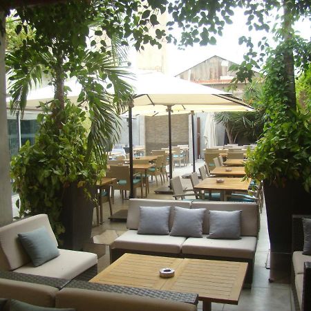 Hotel & Restaurant Farid Дакар Екстер'єр фото