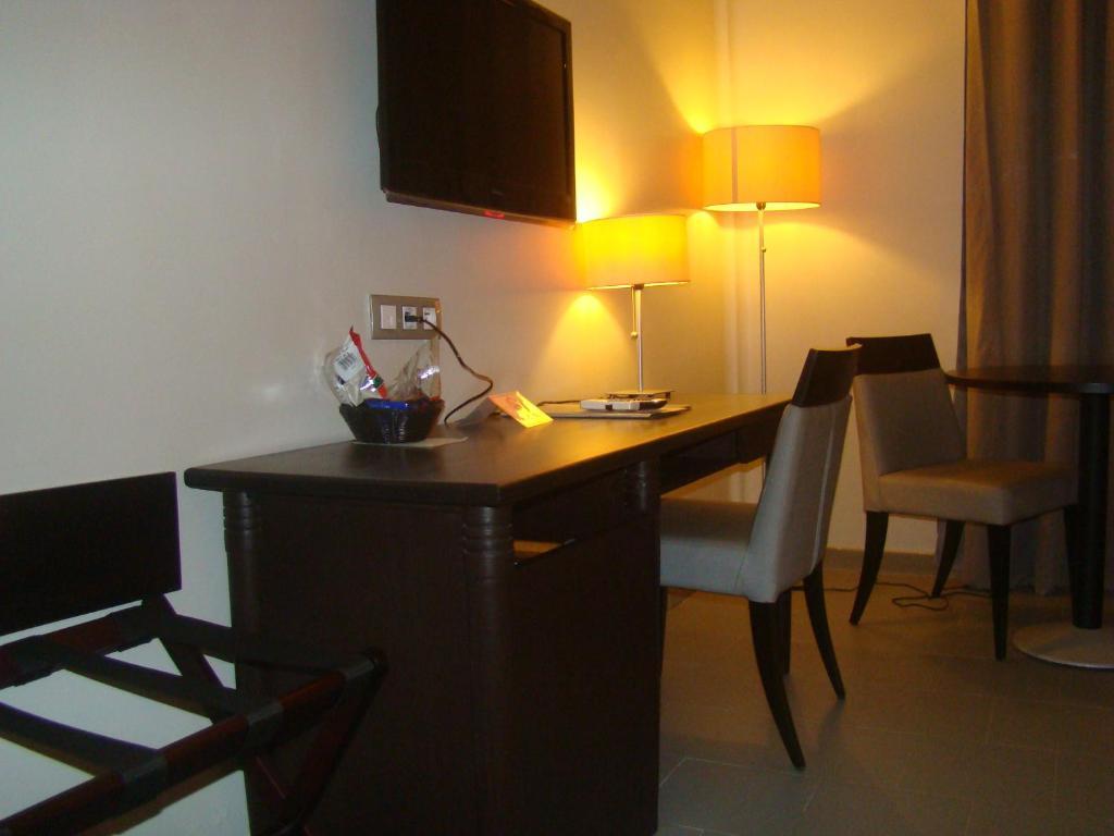 Hotel & Restaurant Farid Дакар Номер фото